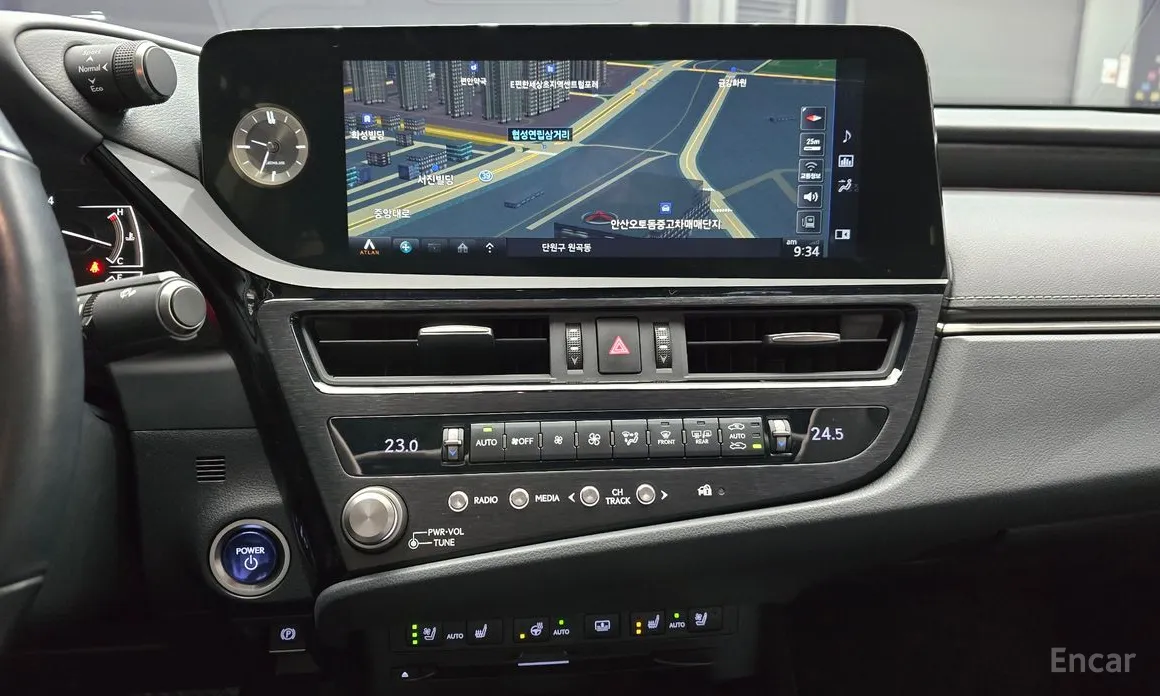 Lexus ES 2018 Luxury Plus