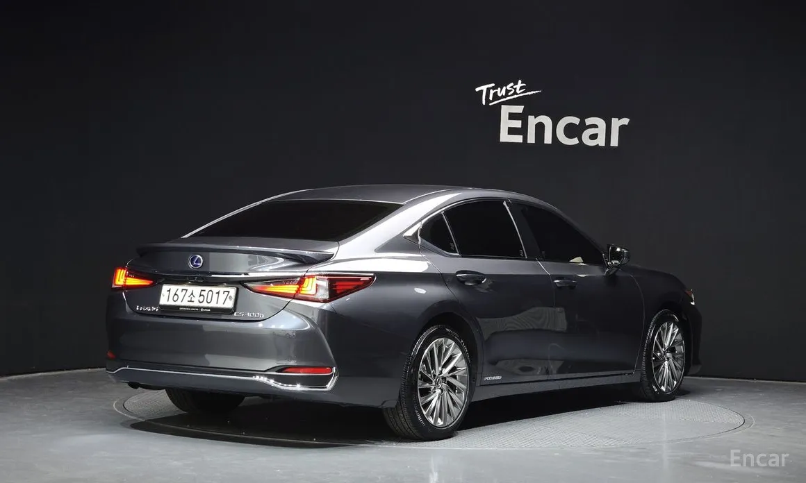 Lexus ES 2018 Luxury Plus