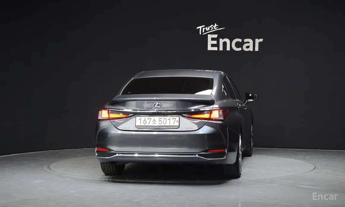 Lexus ES 2018 Luxury Plus