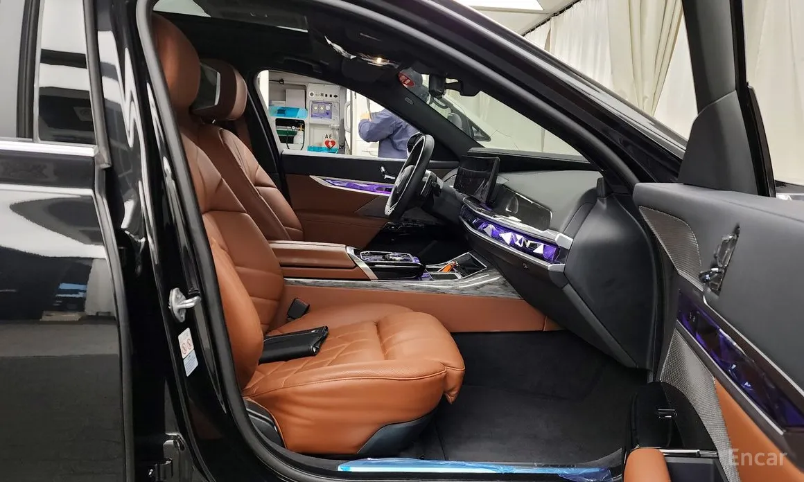 BMW 7 Series 2022 740d xDrive M Sport