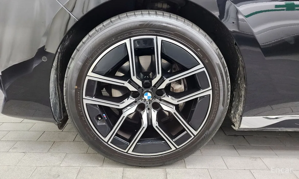 BMW 7 Series 2022 740d xDrive M Sport