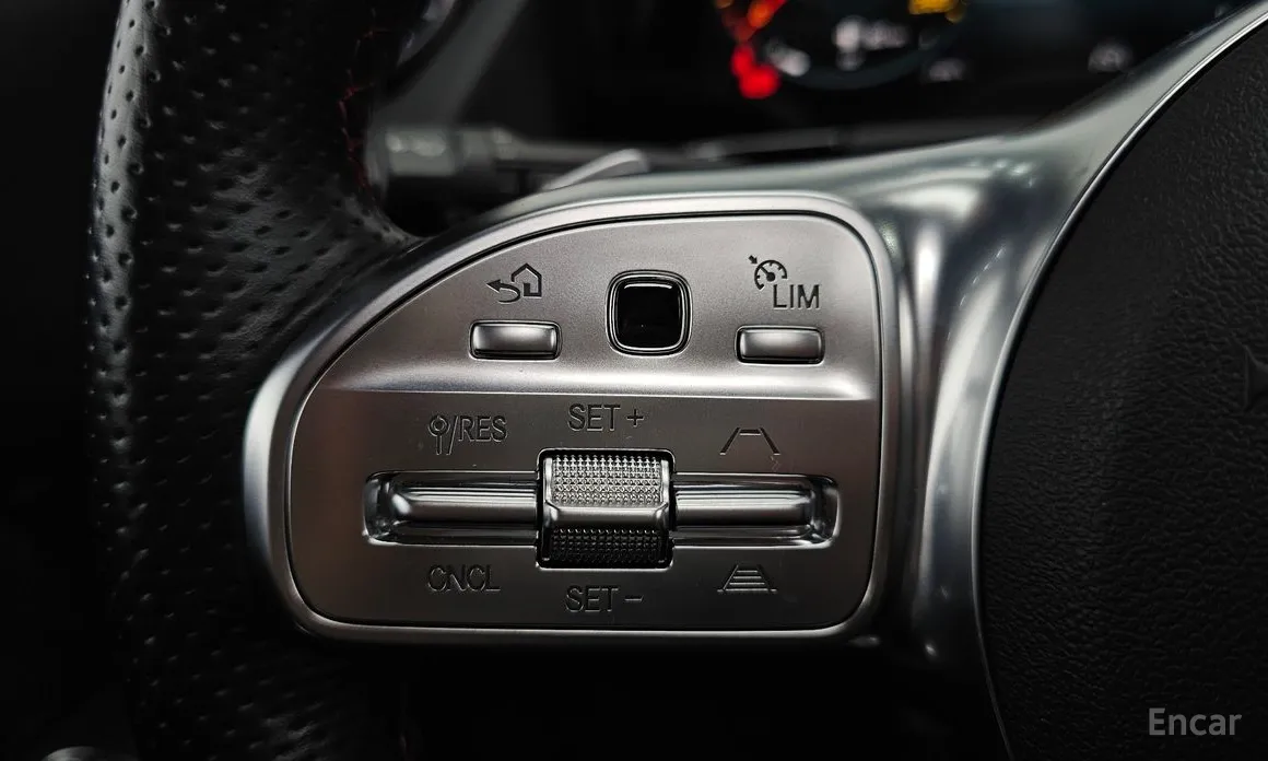 Mercedes-Benz GLA-Class 2020 GLA250 4MATIC