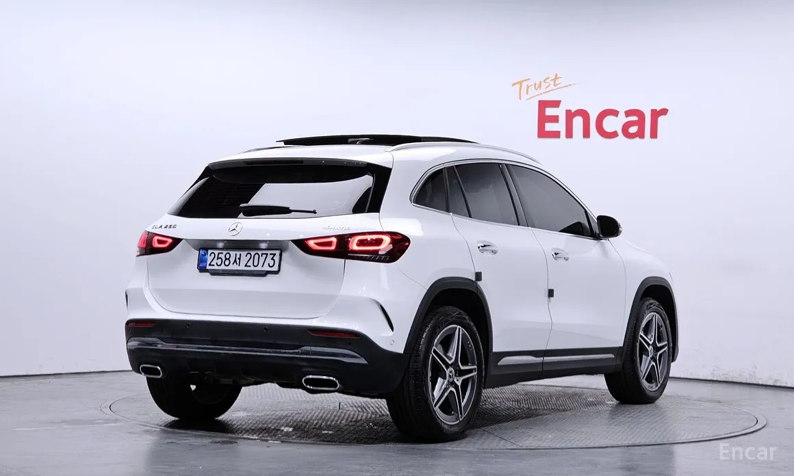 Mercedes-Benz GLA-Class 2020 GLA250 4MATIC