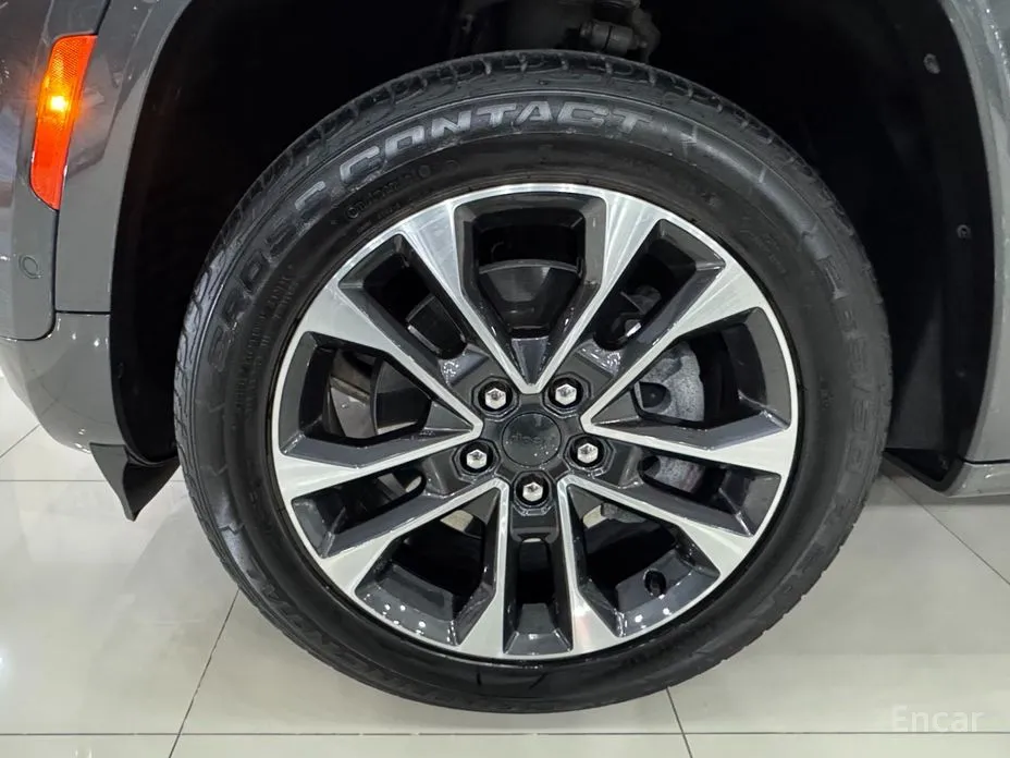 Jeep Cherokee 2021 L 3.6 Overland