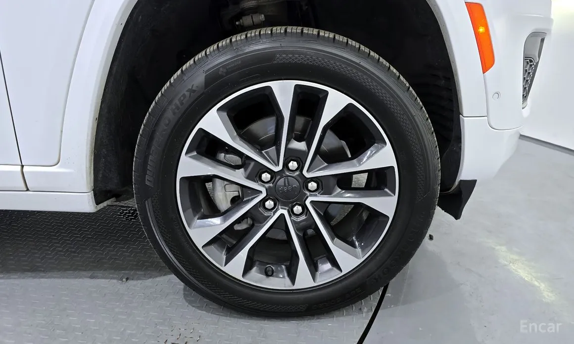 Jeep Cherokee 2021 L 3.6 Overland