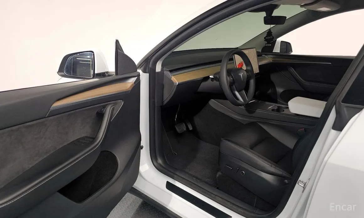 Tesla Model Y 2020 RWD