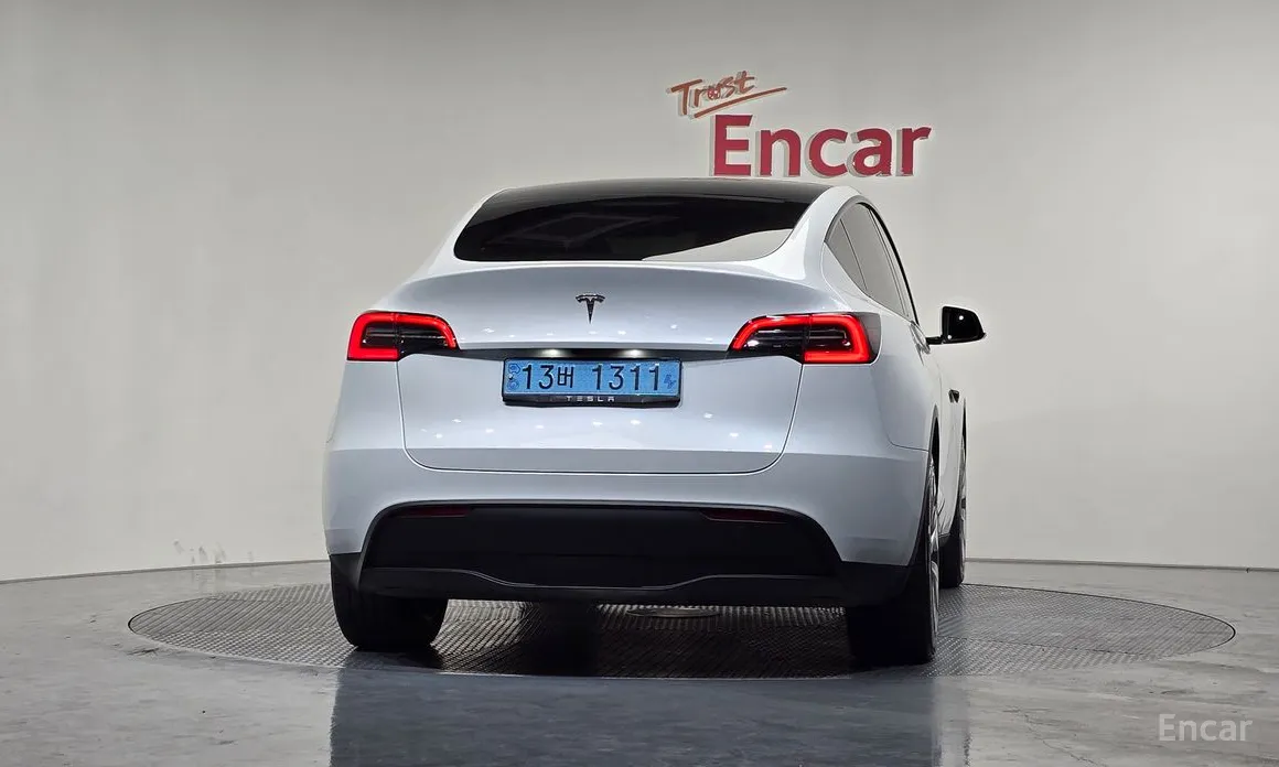 Tesla Model Y 2020 RWD