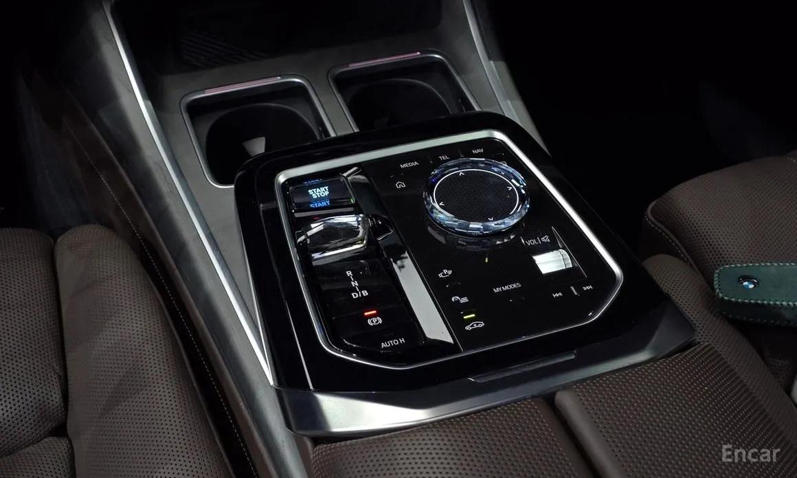 BMW i7 2022 xDrive 60 Design Pure Excellence