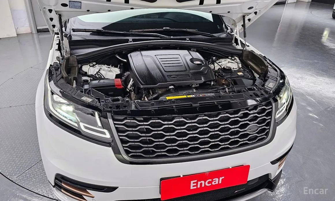 Land Rover Range Rover Velar 2017 2.0 P250 R-Dynamic SE