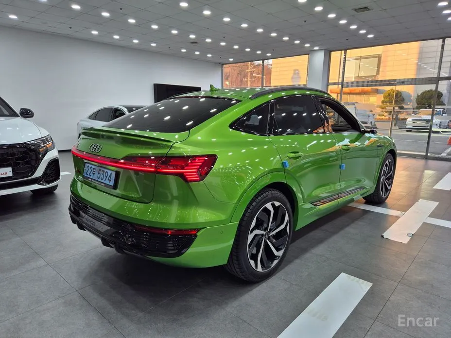 2024 Audi Q8 e-tron