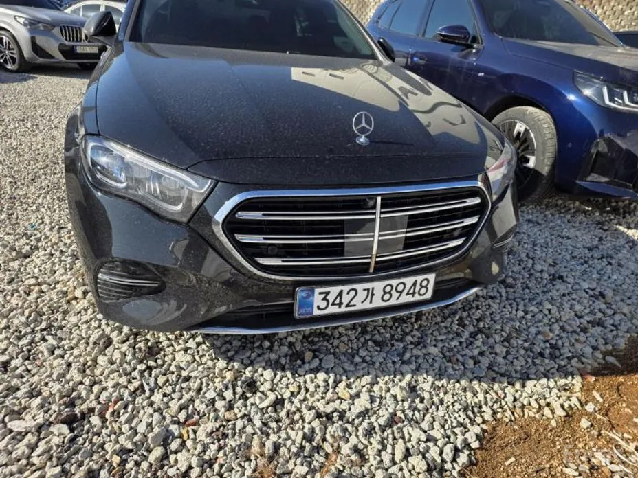 Mercedes-Benz E-Class 2024 E220d 4MATIC Exclusive