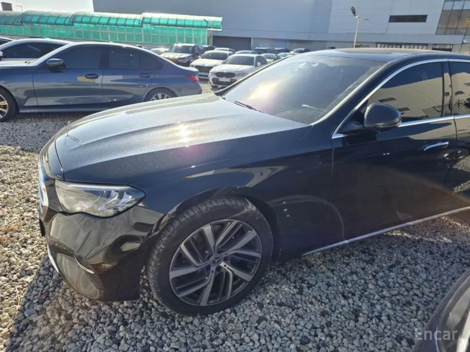 Mercedes-Benz E-Class 2024 E220d 4MATIC Exclusive