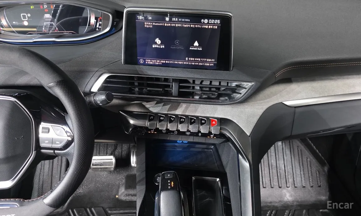 Peugeot 3008 2017 1.2 Pure Tech GT