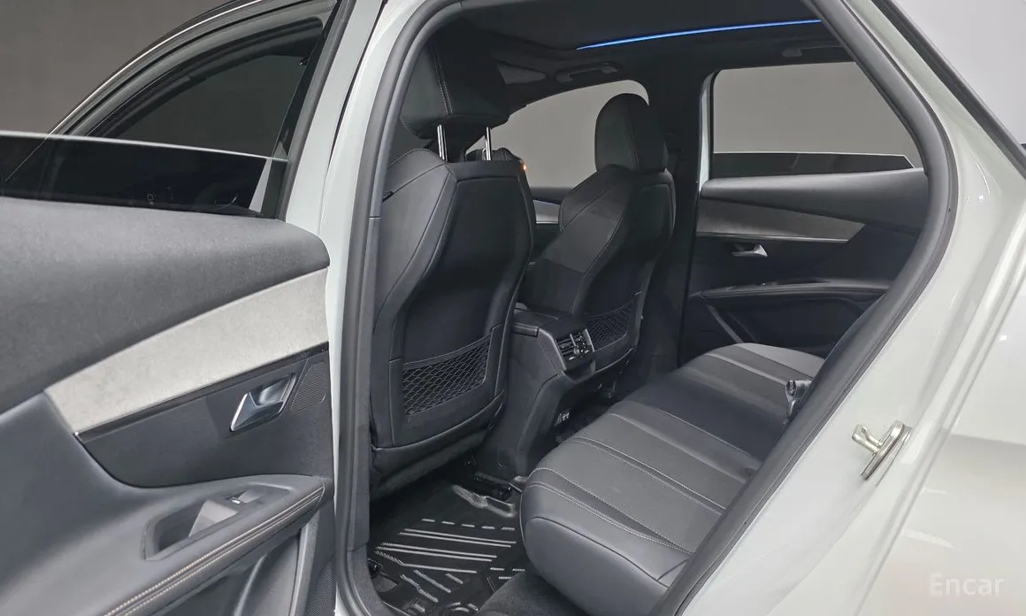 Peugeot 3008 2017 1.2 Pure Tech GT