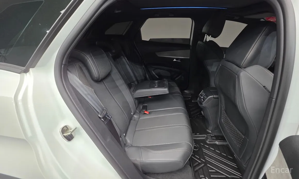 Peugeot 3008 2017 1.2 Pure Tech GT