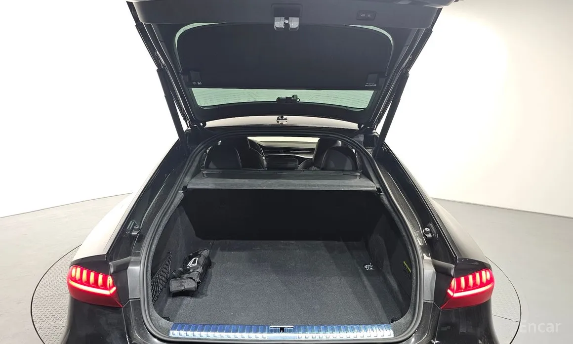 Audi RS 7 2021 4.0 TFSI Quattro Performance