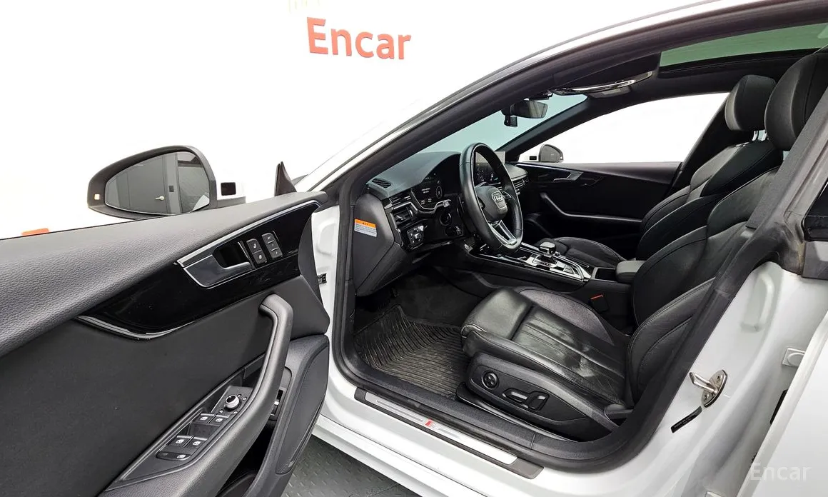 Audi A5 2017 40 TFSI Quattro Premium Sportback