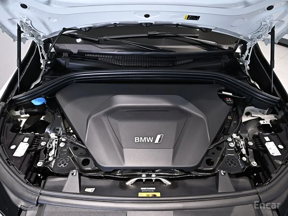 BMW iX1 2023 xDrive 30 M Sport