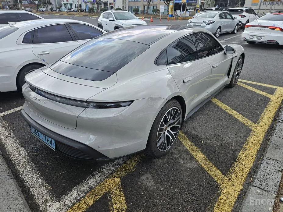 Porsche Taycan 2020 4S