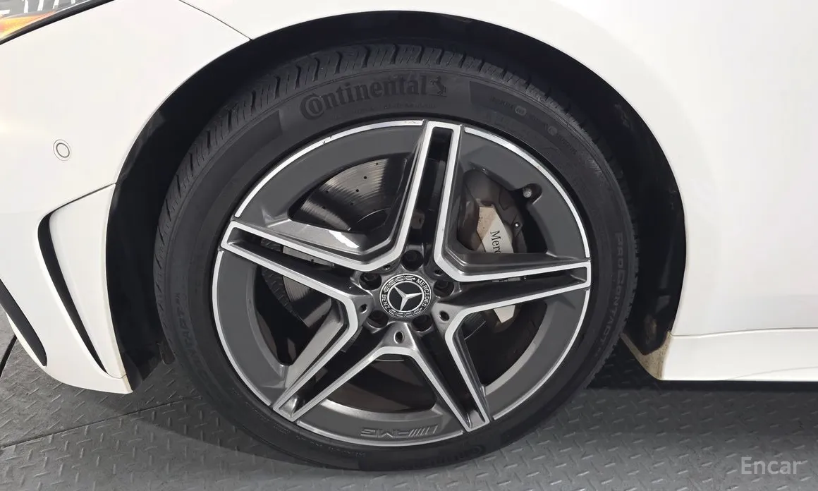 Mercedes-Benz CLS-Class 2018 CLS300d 4MATIC