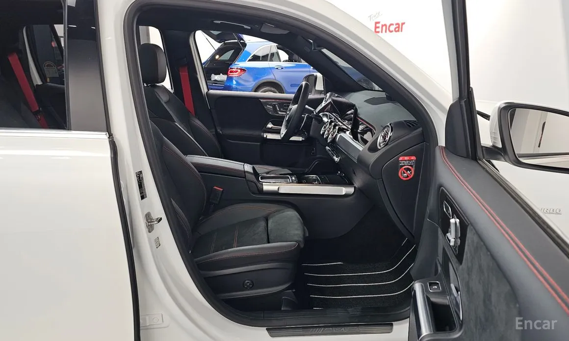 Mercedes-Benz GLB-Class 2020 AMG GLB35 4MATIC