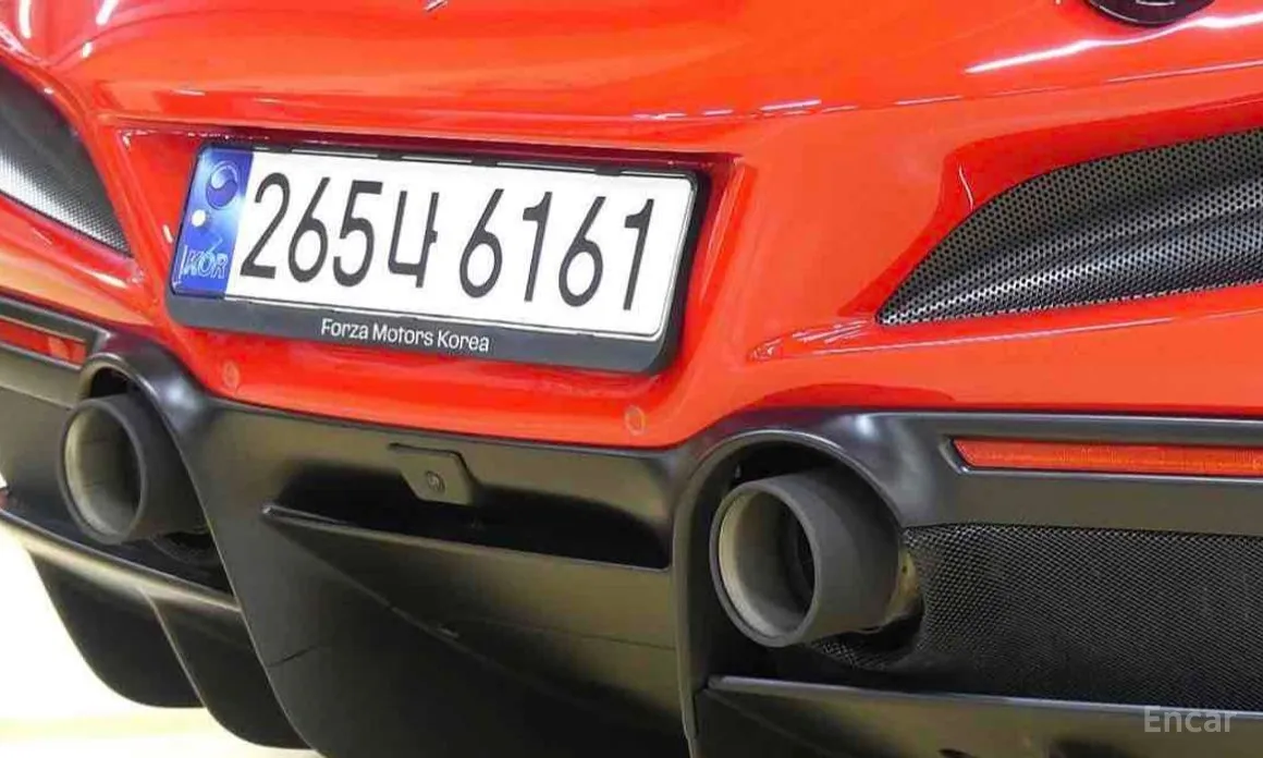 Ferrari F8 2019 3.9 V8