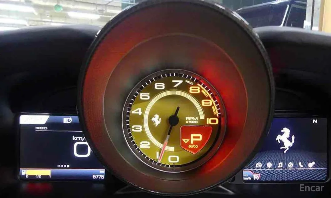 Ferrari F8 2019 3.9 V8