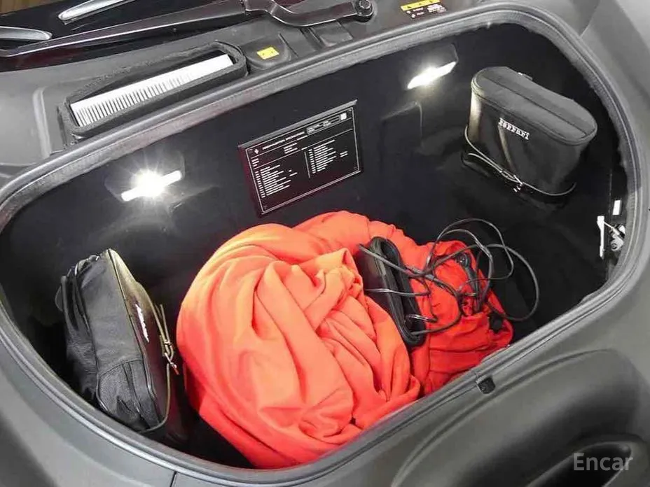 Ferrari F8 2019 3.9 V8