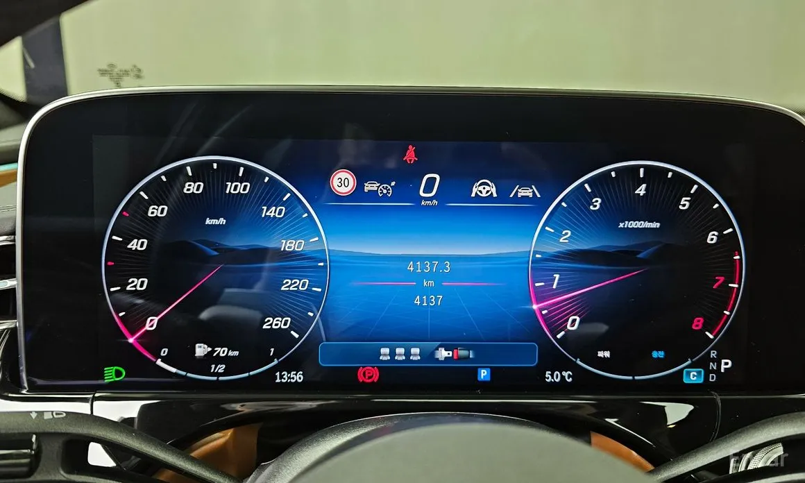 Mercedes-Benz E-Class 2024 E300 4MATIC Exclusive