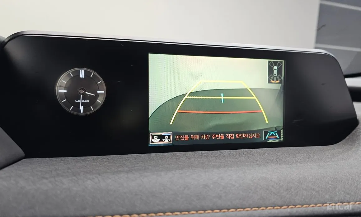 Lexus UX 2019 2.0 2WD