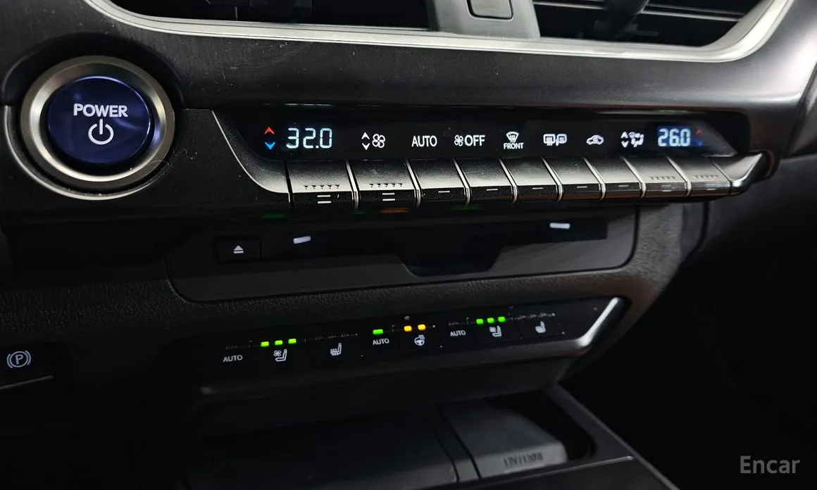 Lexus UX 2019 2.0 2WD