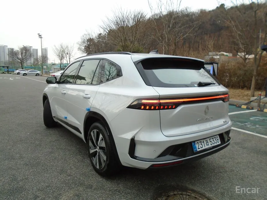 Renault Grand Koleos 2024 1.5 E-TECH Iconic 2WD