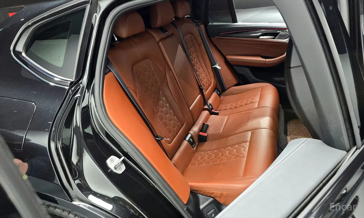 BMW X4 M 2019 3.0 Competition Carbon Package