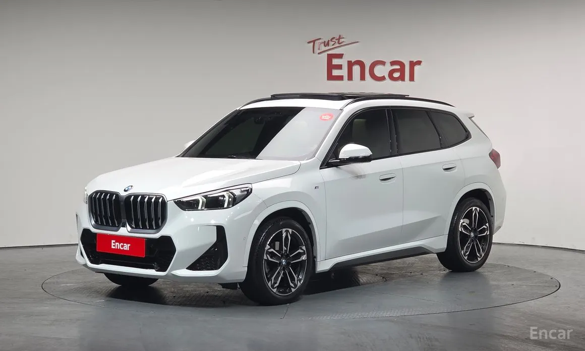 BMW X1 2023 xDrive 20i M Sport