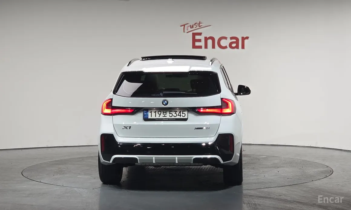 BMW X1 2023 xDrive 20i M Sport