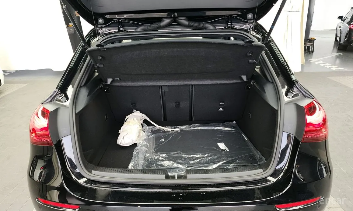 Mercedes-Benz A-Class 2019 A220 Hatchback