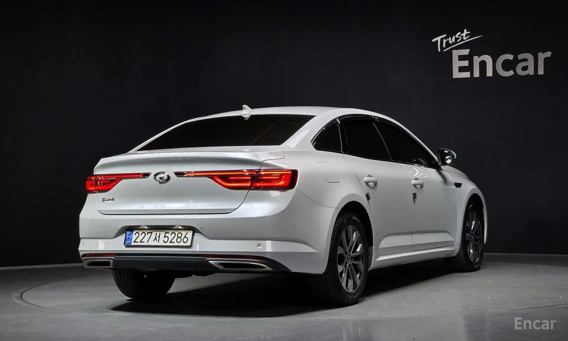 Renault SM6 2020 1.3 TCe Feel