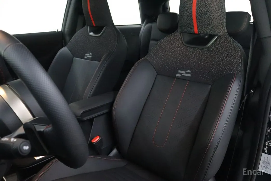 Mini Cooper 2024 JCW