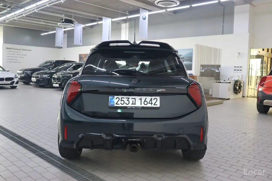 Mini Cooper 2024 JCW