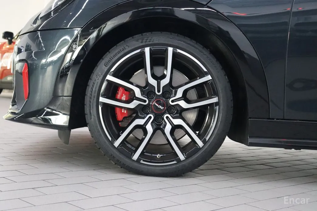Mini Cooper 2024 JCW