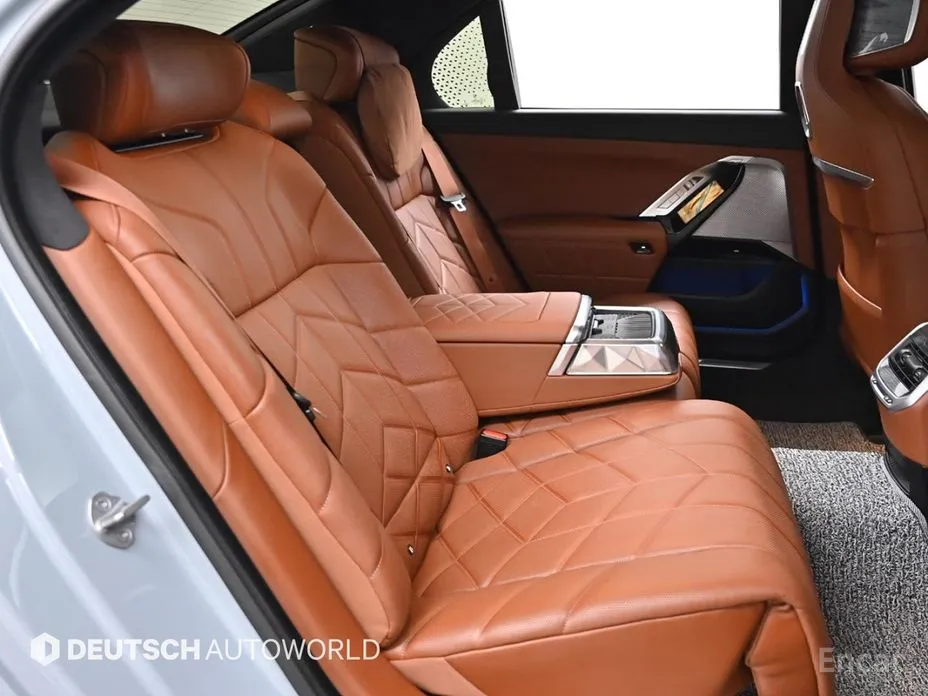 BMW 7 Series 2022 740i sDrive M Sport