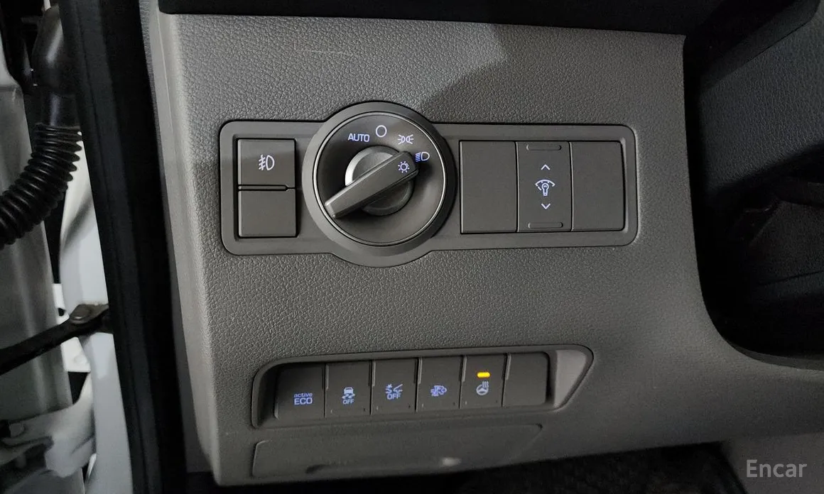 Hyundai Solati 2015 15-seater