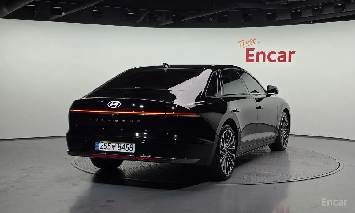 Hyundai Grandeur 2022 Calligraphy