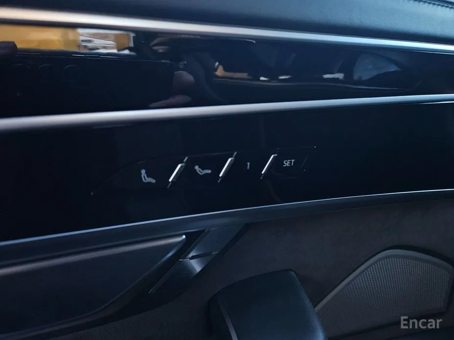Audi A8 2018 55 TFSI Quattro LWB