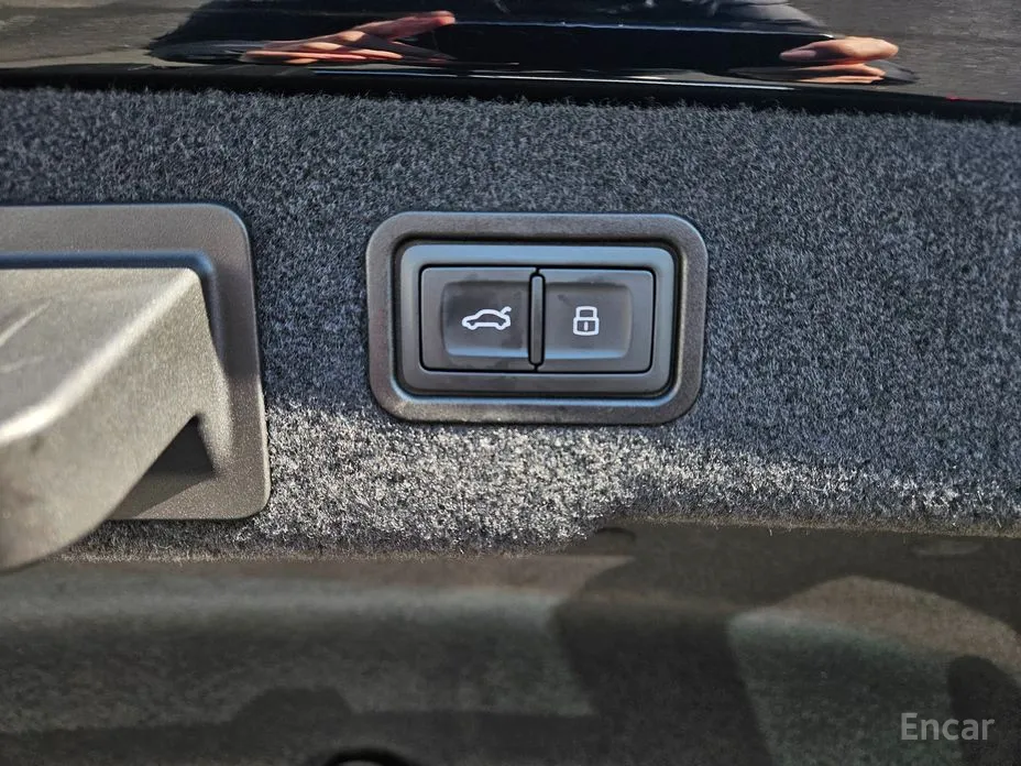 Audi A8 2018 55 TFSI Quattro LWB