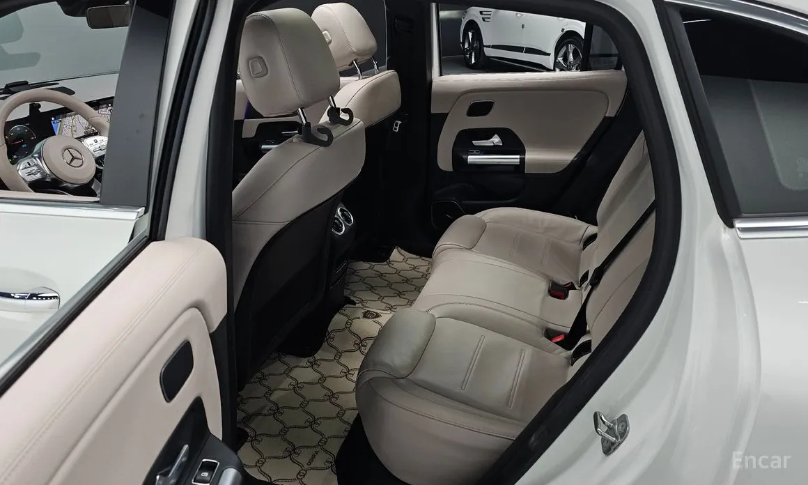 Mercedes-Benz EQA 2021 EQA250 AMG Line