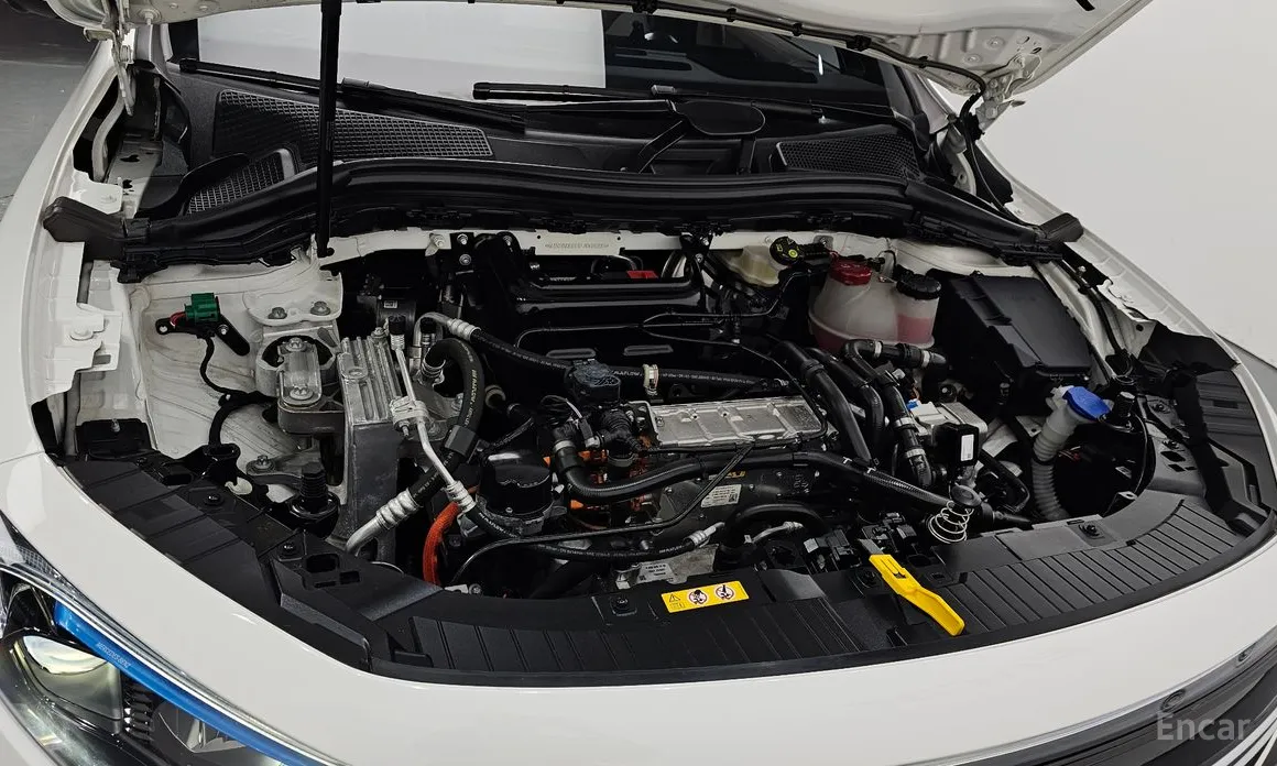 Mercedes-Benz EQA 2021 EQA250 AMG Line