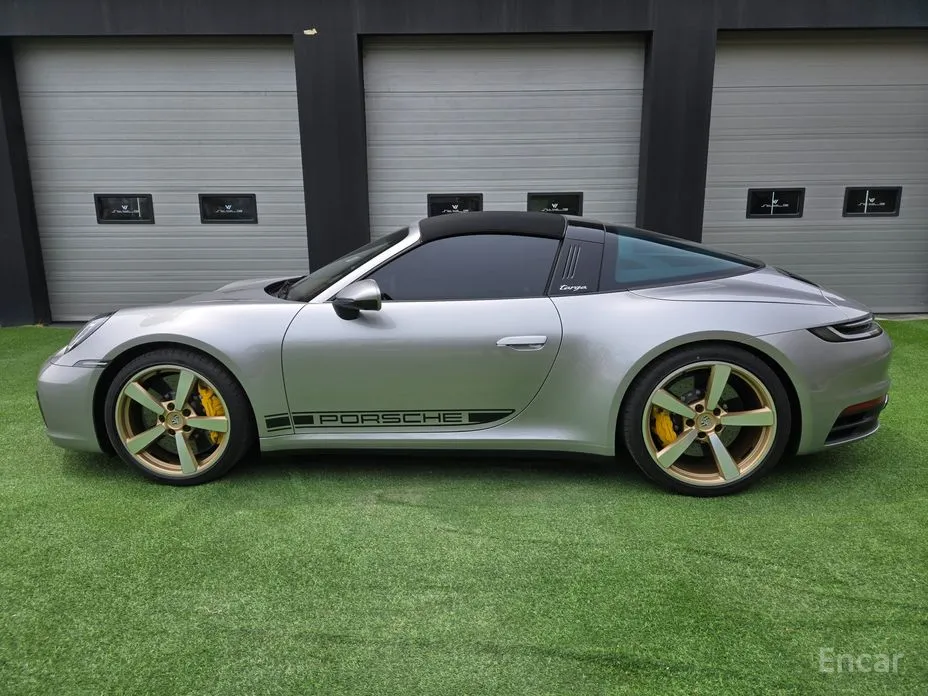 Porsche 911 2019 Targa 4S