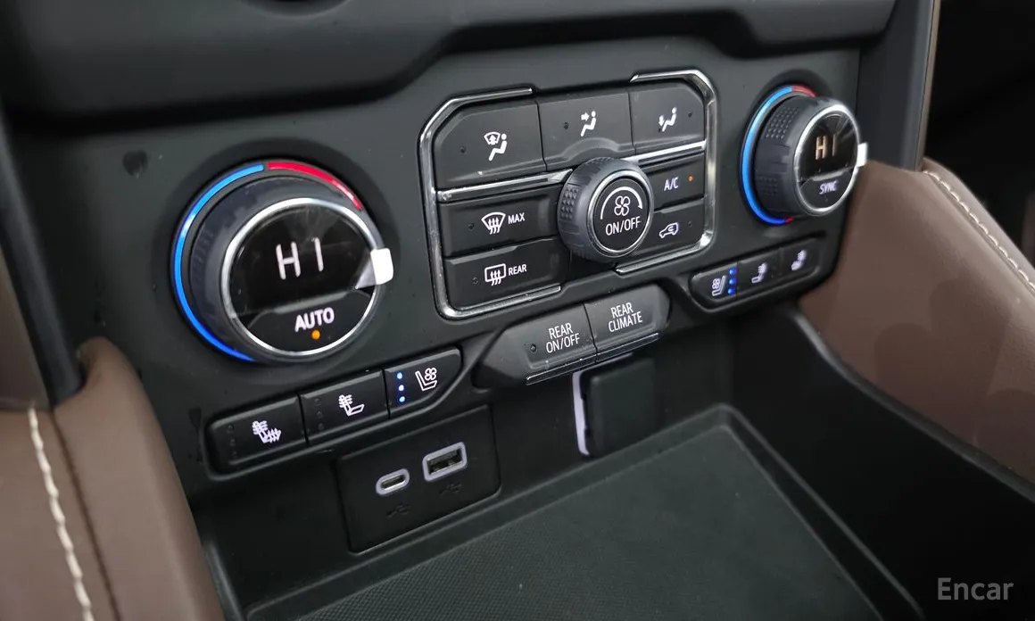 Chevrolet Tahoe 2022 6.2 Dark Knight 4WD