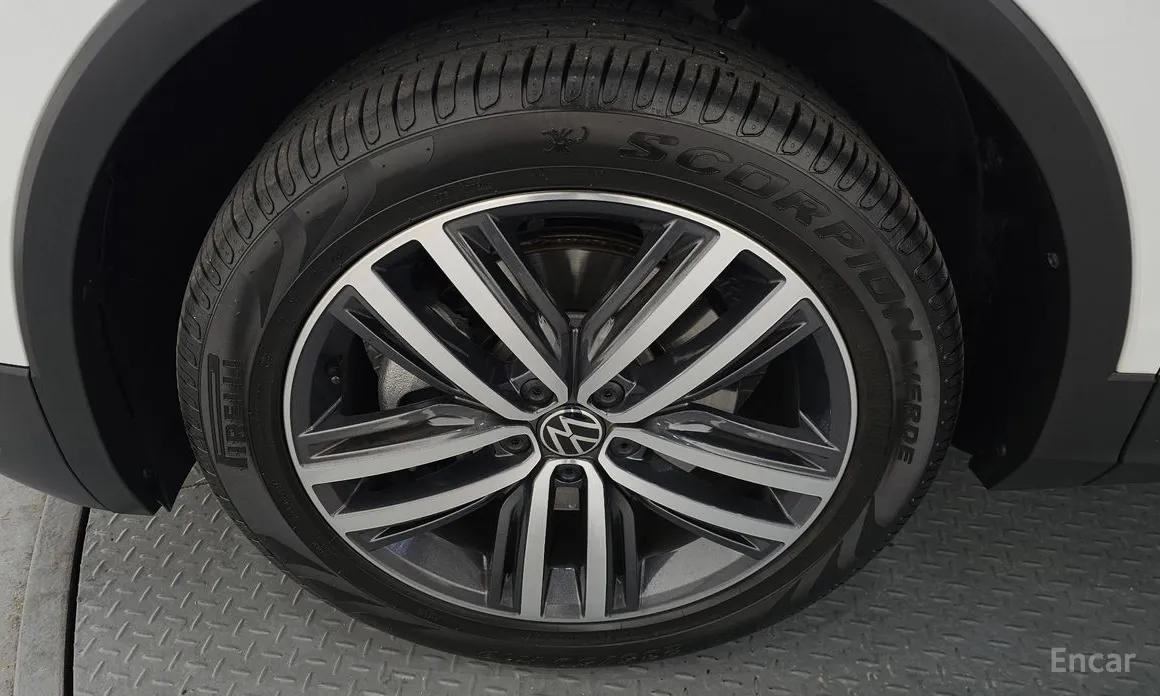 Volkswagen Tiguan 2018 2.0 TSI Prestige